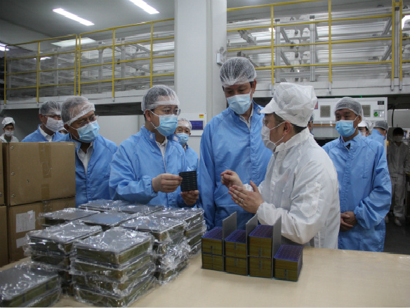 市委書記靳國衛(wèi)、市委副書記、代市長王心宇到我司調研工作